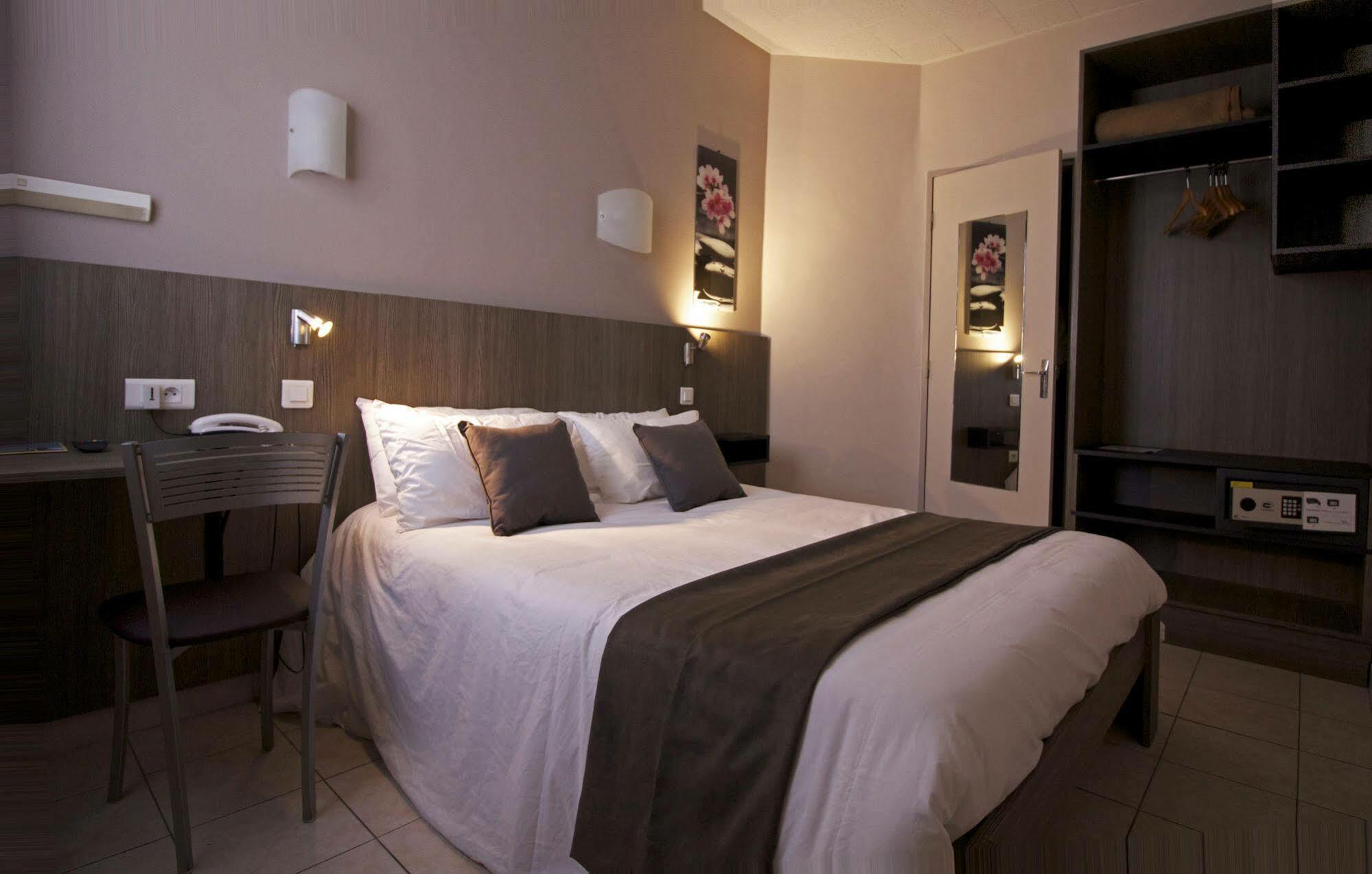 Le Strasbourg Hotel Montpellier Extérieur photo